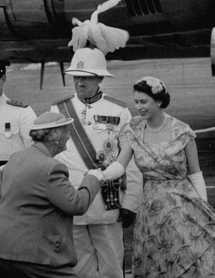 Anh chua tung cong bo ve Nu hoang Elizabeth II thoi tre-Hinh-5